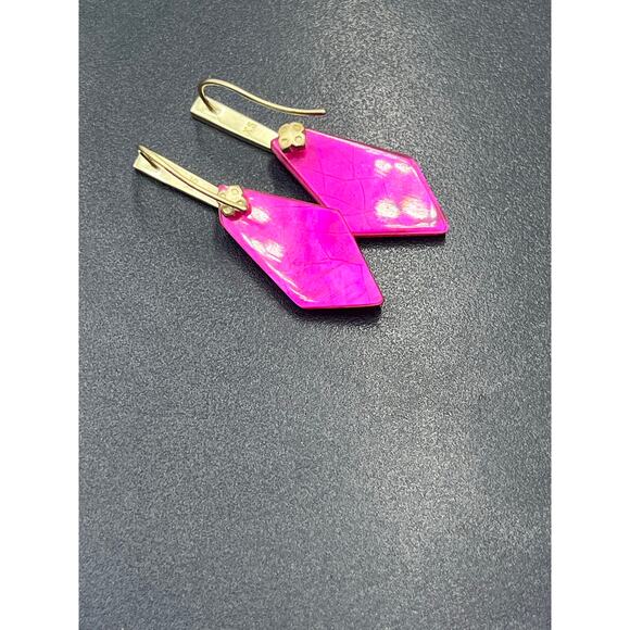 Kendra Scott Gianna Gold Plated Drop Dangle Earrings in Bright Pink Fuschia - Picture 10 of 11